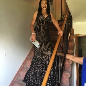 Prom Dress 👗 : Custom Made